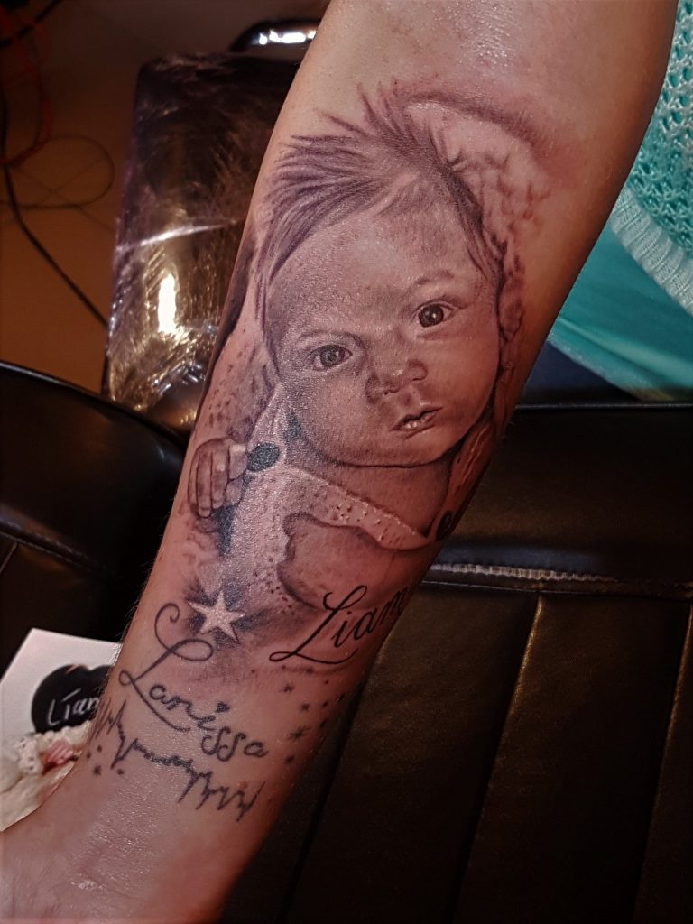 Black &amp; Grey &gt;&gt; Tomek Art Tattoos